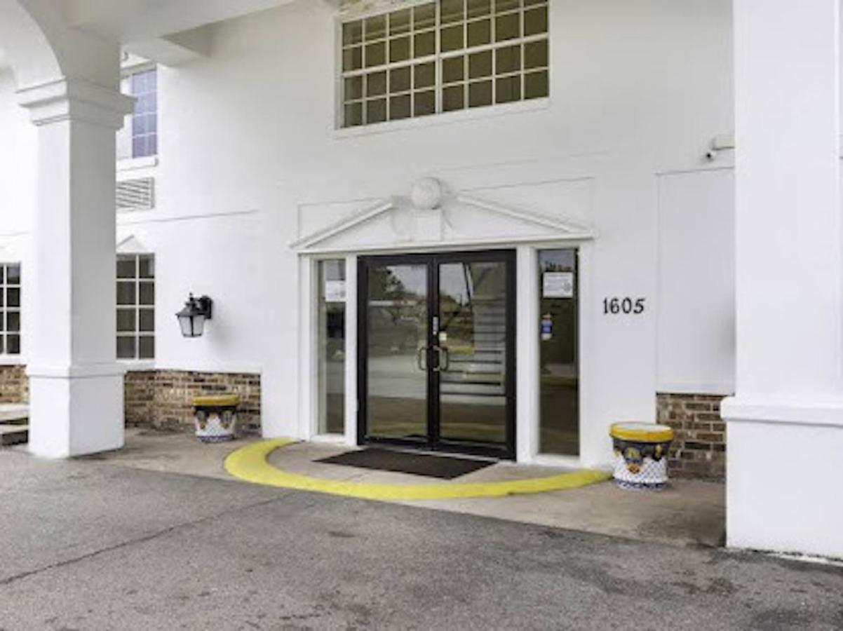 Oyo Hotel Lafayette La I-10 & University エクステリア 写真