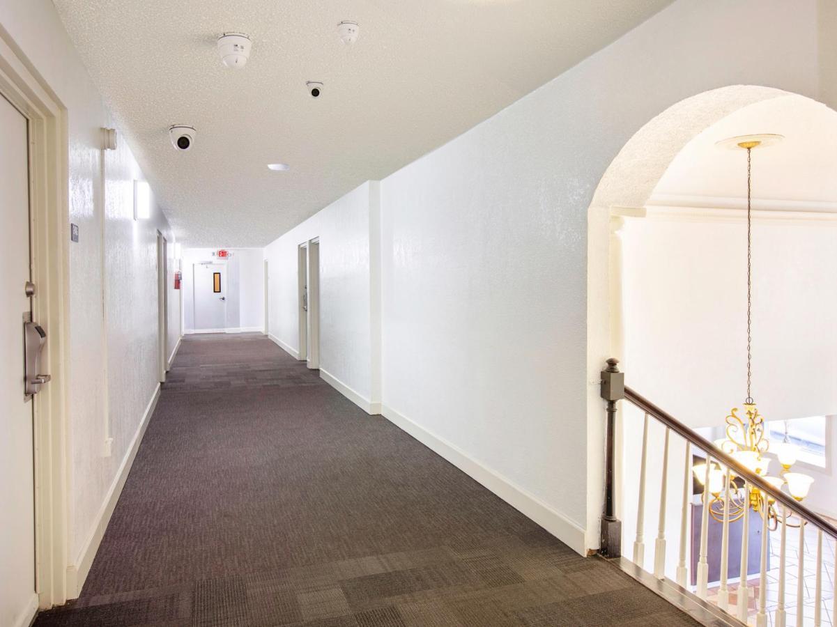 Oyo Hotel Lafayette La I-10 & University エクステリア 写真