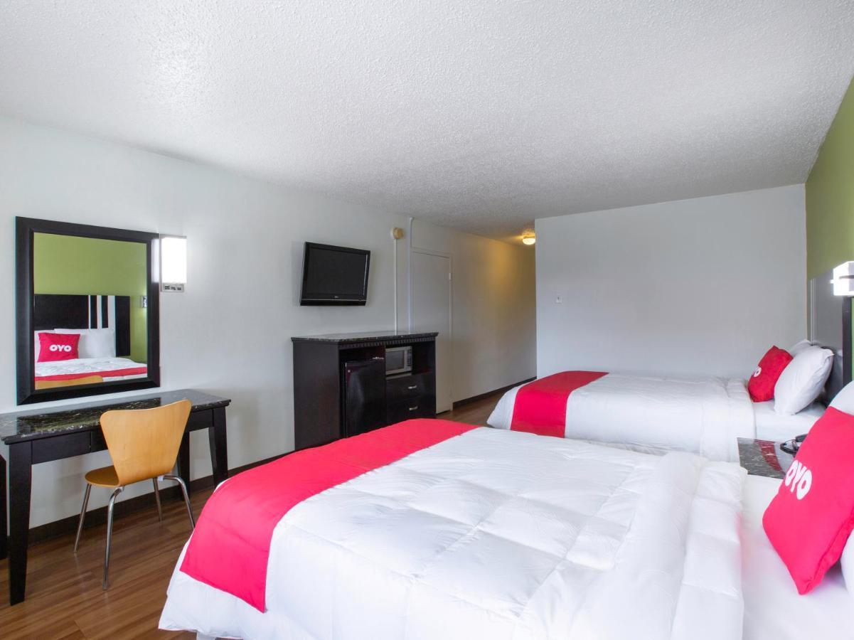Oyo Hotel Lafayette La I-10 & University エクステリア 写真